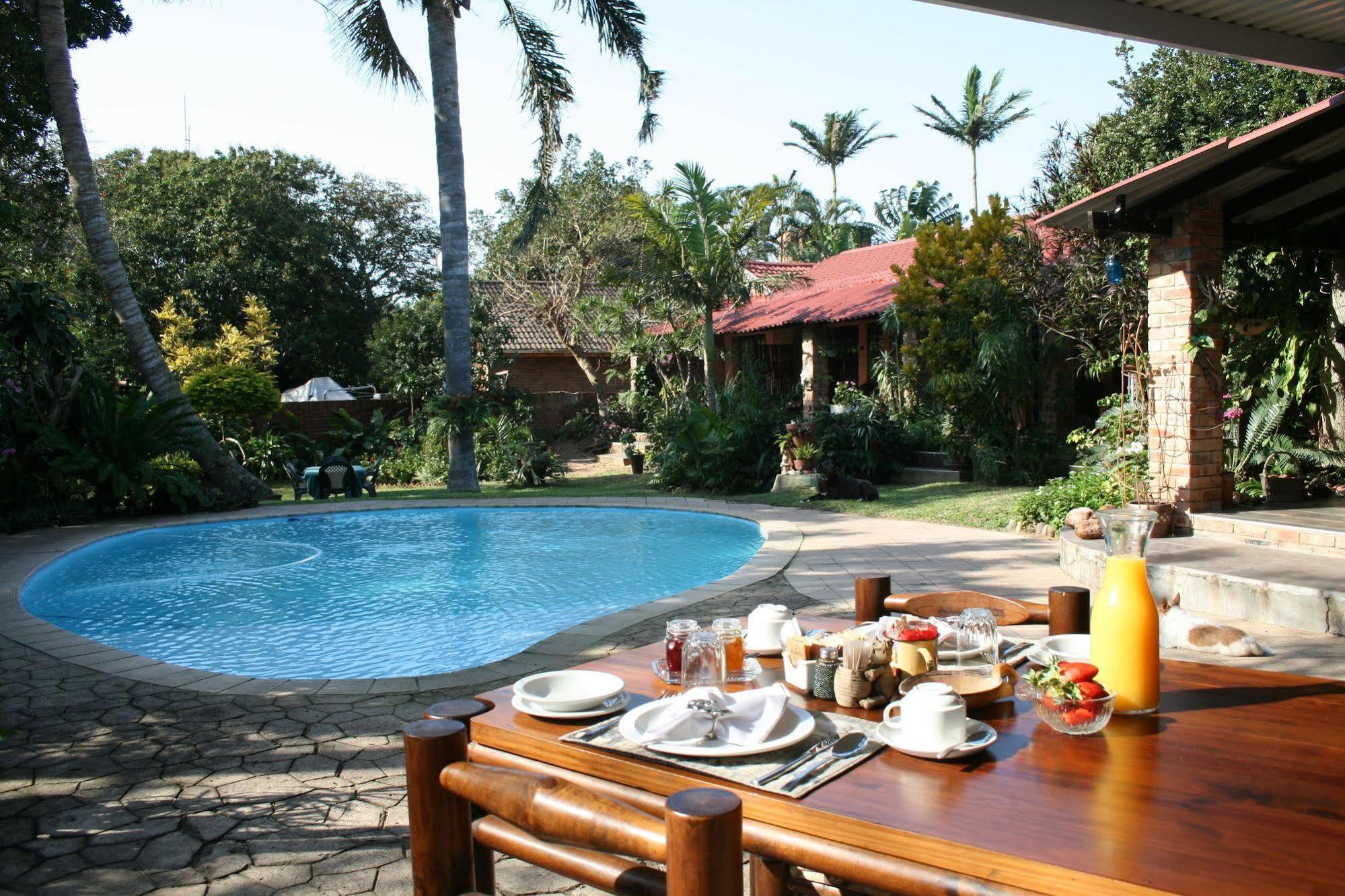 Maputaland Guest House Saint Lucia Estuary Exterior foto